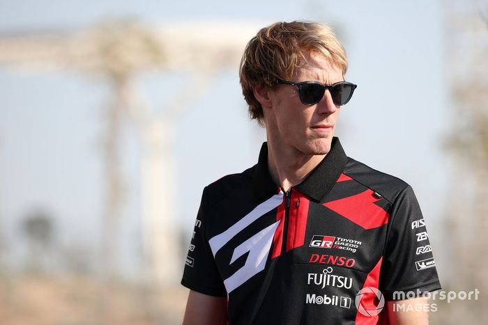 #8 Toyota Gazoo Racing Toyota GR010 - Híbrido: Brendon Hartley