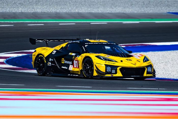 #81 TF Sport Corvette Z06 LMGT3.R: Tom Van Rompuy, Rui Andrade, Charlie Eastwood
