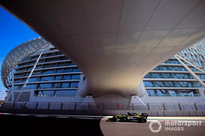 Fernando Alonso, Renault F1 Team R.S.20 