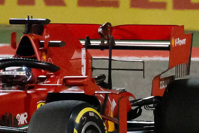 Detalle del alerón trasero de Sebastian Vettel, Ferrari