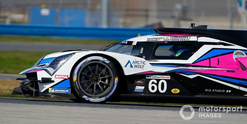 #60 Meyer Shank Racing W/Curb-Agajanian, Acura ARX-06, GTP: Colin Braun, Tom Blomqvist