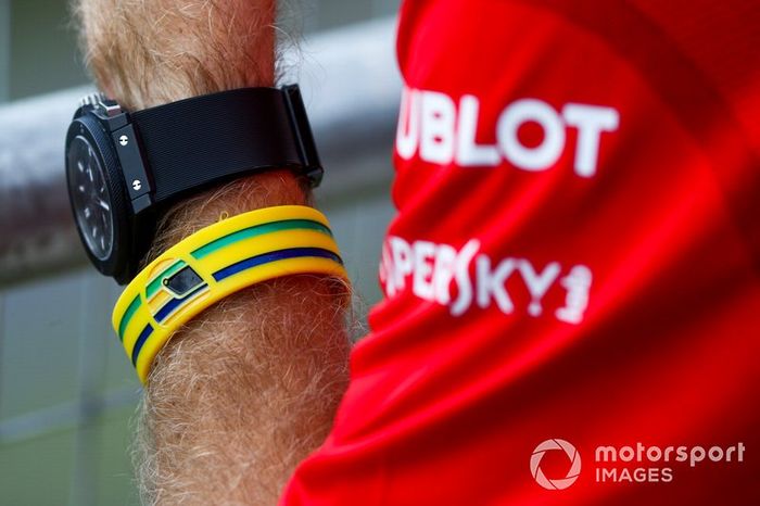 Sebastian Vettel, Ferrari con pulsera de Senna 