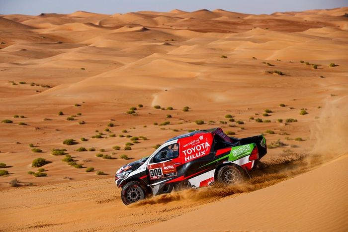 #309 Overdrive Toyota: Yazeed Al Rajhi, Konstantin Zhiltsov