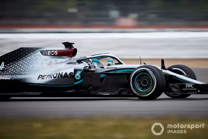 Lewis Hamilton, Mercedes W09 