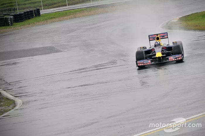 David Coulthard, Red Bull Racing, Autódromo de Tocancipá