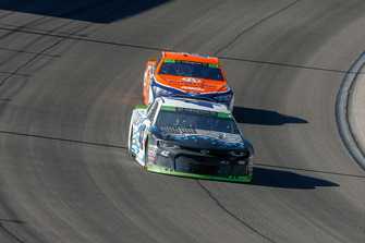 Kyle Larson, Chip Ganassi Racing, Chevrolet Camaro DC Solar Vegas Strong, Brad Keselowski, Team Penske, Ford Fusion Autotrader