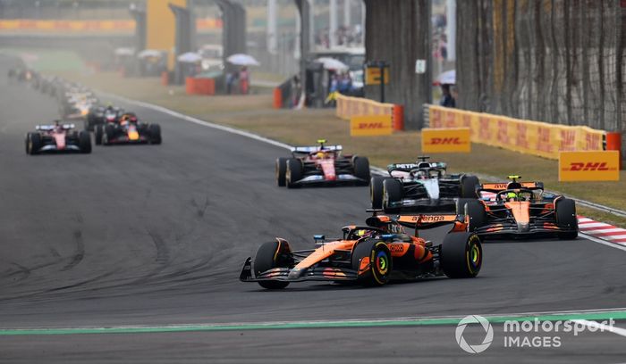 Lewis Hamilton, Ferrari, Lando Norris, McLaren, Oscar Piastri, McLaren, George Russell, Mercedes