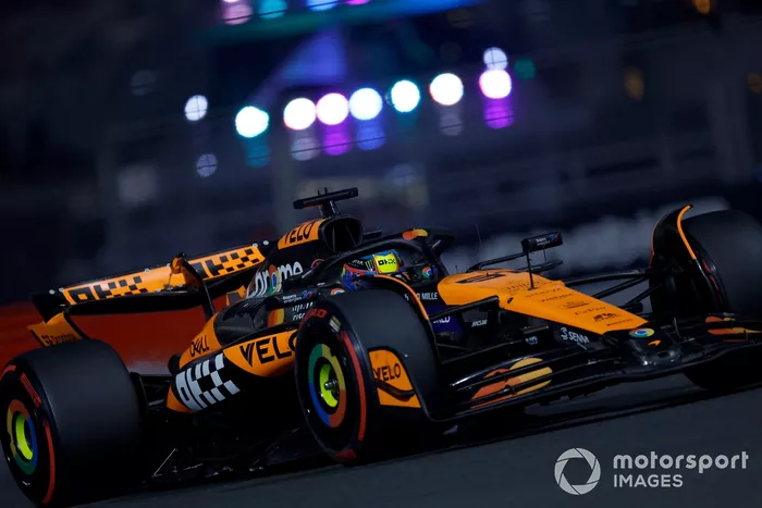 Oscar Piastri, McLaren MCL38