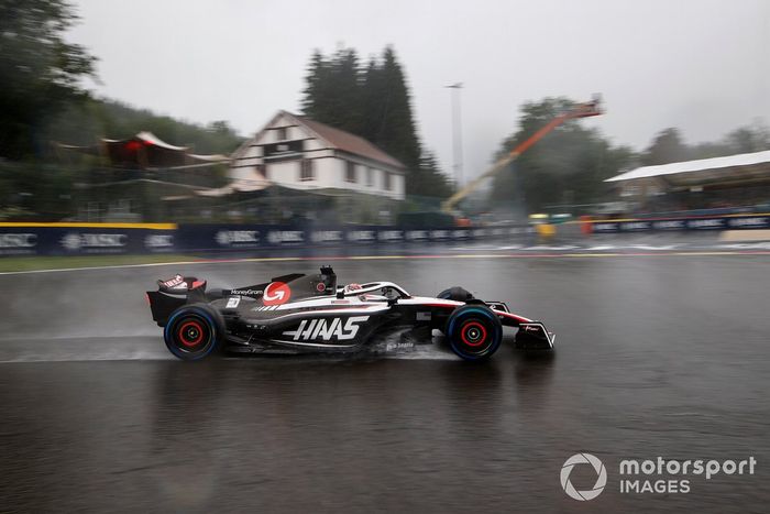 Kevin Magnussen, Haas VF-23