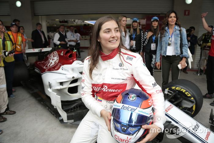Tatiana Calderón, Sauber C37 piloto de prueba