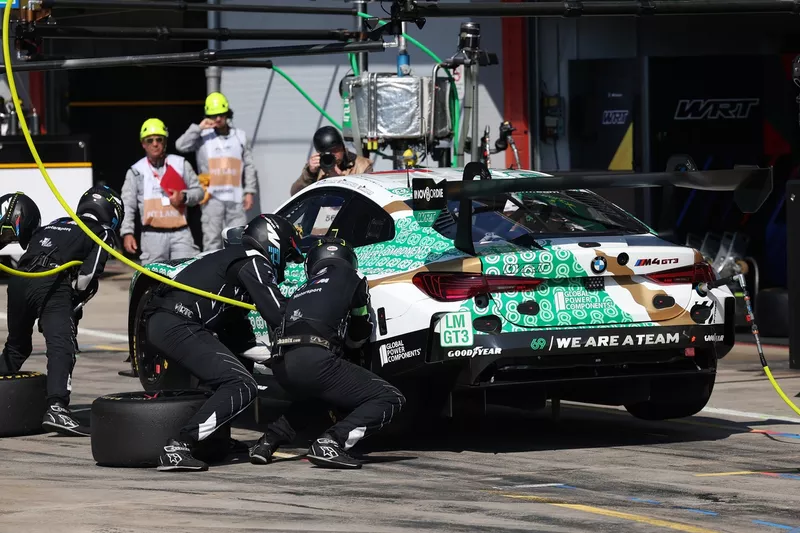N° 69 Équipe WRT BMW M4 LMGT3 EVO : Anthony Mclntosh, Parker Thompson, Daniel Harper