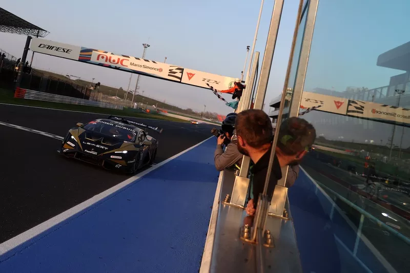 #70 Nicolas Stati, Brendon Leitch, Leipert Motorsport