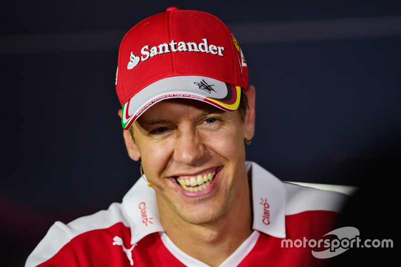 Sebastian Vettel, Ferrari en la Conferencia de prensa FIA