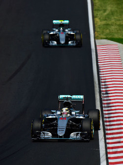 Льюис Хэмилтон, Mercedes AMG F1 W07 Hybrid