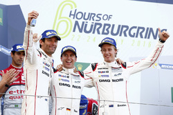 Переможці #1 Porsche Team Porsche 919 Hybrid: Тімо Бернхард, Марк Веббер, Брендон Хартлі