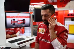 Un ingénieur Ferrari