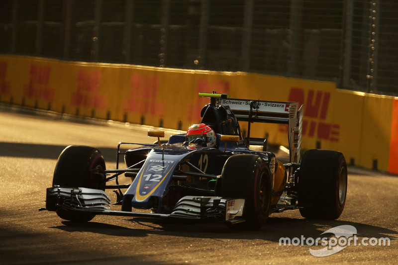 16. Felipe Nasr, Sauber F1 Team C35