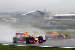 Max Verstappen, Red Bull Racing RB12 et son coéquipier Daniel Ricciardo, Red Bull Racing RB12