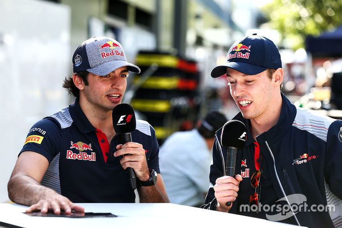 A Toro Rosso tem motivos para sorrir: tanto Carlos Sainz Jr. (8º) quanto Daniil Kvyat (9º) largam entre os dez primeiros em Melbourne