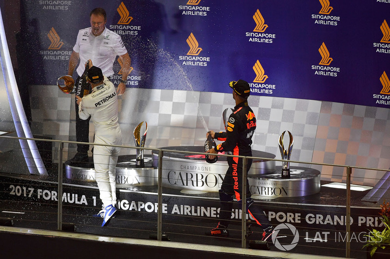 Podium: race winner Lewis Hamilton, Mercedes AMG F1, second place Daniel Ricciardo, Red Bull Racing, third place Valtteri Bottas, Mercedes AMG F1