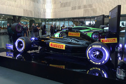 Coche Pirelli F1