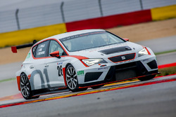 Alex Crivillé avec sa Seat Leon Eurocup