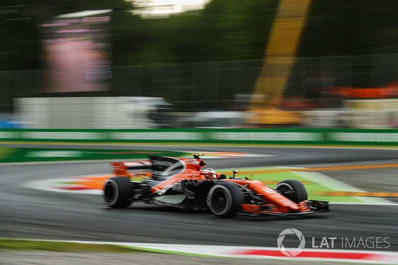 Stoffel Vandoorne, McLaren MCL32