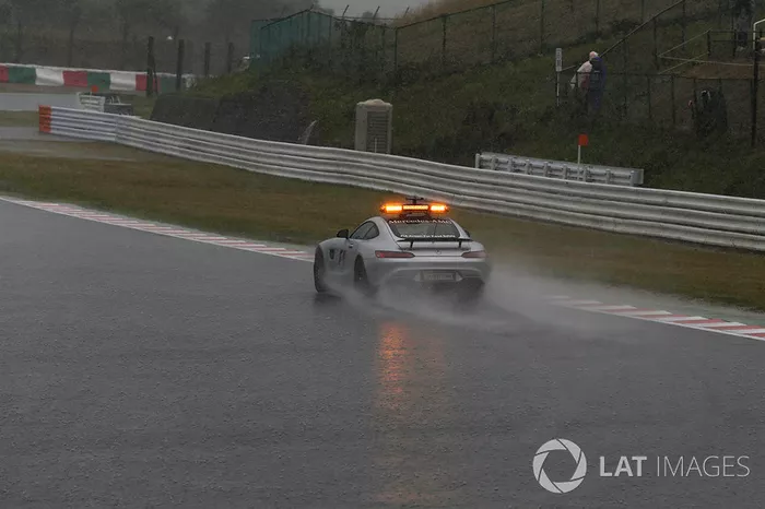 Safety car