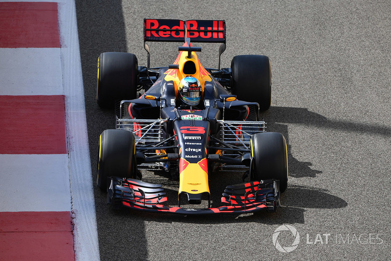Ricciardo, nachdem er im 2. Training von Grosjean aufgehalten wurde