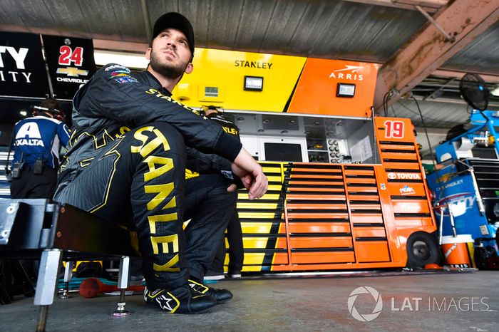 Daniel Suarez, Joe Gibbs Racing, Toyota Camry STANLEY