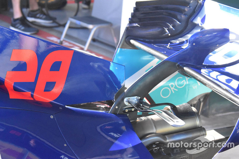 La carrosserie à l'arrière de la Toro Rosso STR13