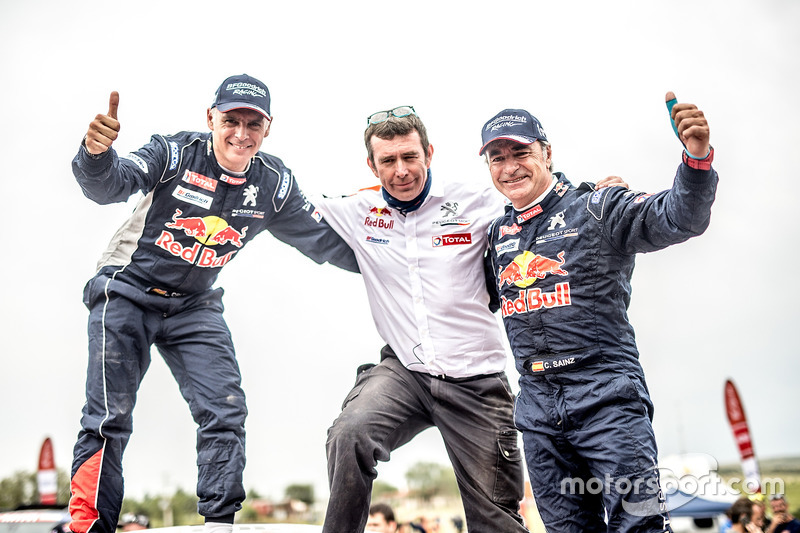 Car winners Carlos Sainz, Lucas Cruz, Peugeot Sport, Bruno Famin