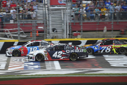 Kyle Busch, Joe Gibbs Racing, Toyota Camry M&M's Red White & Blue, Kyle Larson, Chip Ganassi Racing, Chevrolet Camaro DC Solar, Martin Truex Jr., Furniture Row Racing, Toyota Camry Bass Pro Shops/5-hour ENERGY