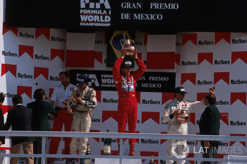 1989: 1. Айртон Сенна, 2. Риккардо Патрезе, 3. Микеле Альборето