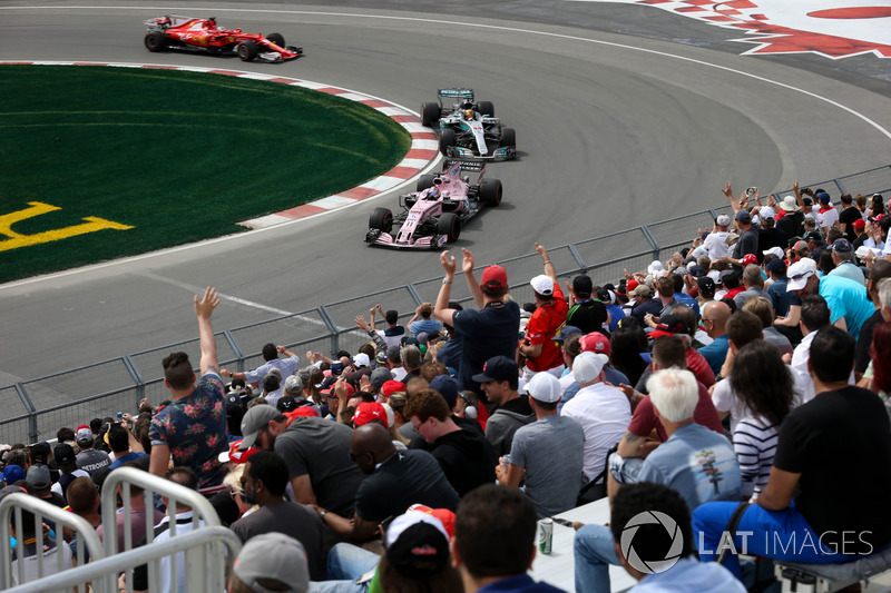 Серхіо Перес, Sahara Force India VJM10, Льюіс Хемілтон, Mercedes-Benz F1 W08, фанати
