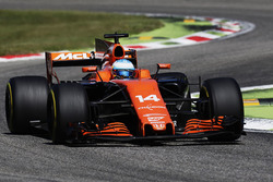 Fernando Alonso, McLaren MCL32