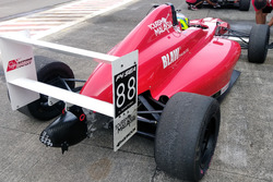 Keanon Santoso di pit lane