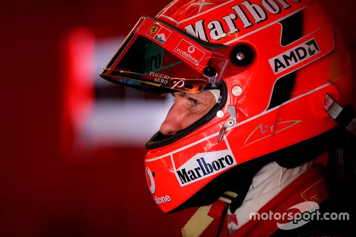 2005: un mal año pese al casco más rojo