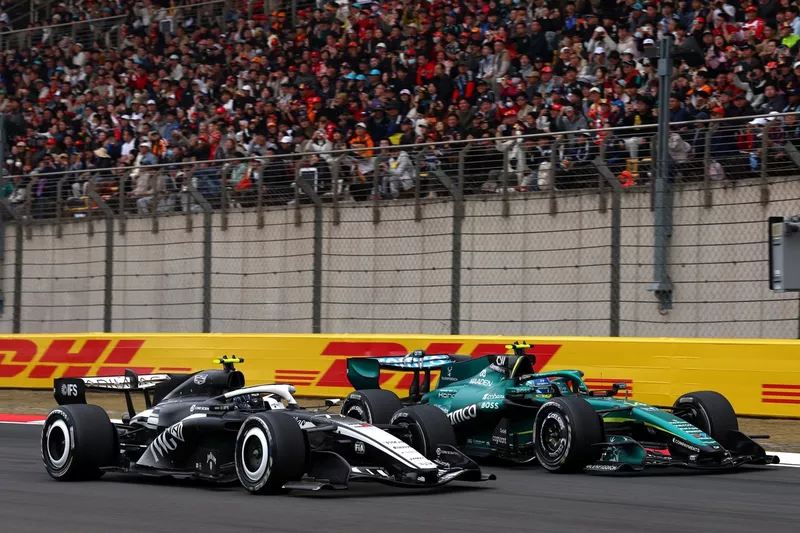 Fernando Alonso, Aston Martin Racing, Valtteri Bottas, Cadillac Racing