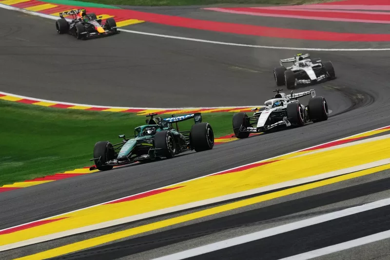 Valtteri Bottas, Cadillac Racing, Lance Stroll, Aston Martin Racing, Sergio Perez, Cadillac Racing