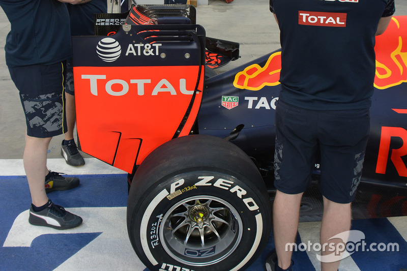 Red Bull Racing RB12 rear wing detail