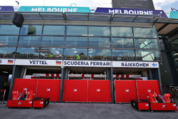 Garaje del pit de Ferrari