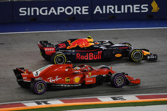 Sebastian Vettel, Ferrari SF71H ve Max Verstappen, Red Bull Racing RB14