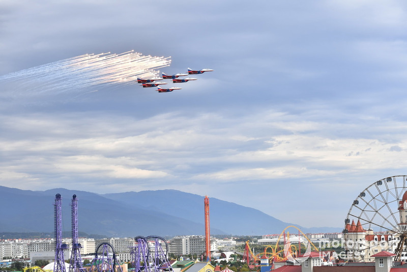 Swifts aerobatic team air display