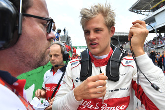 Marcus Ericsson, Alfa Romeo Sauber F1 Team en la parrilla.