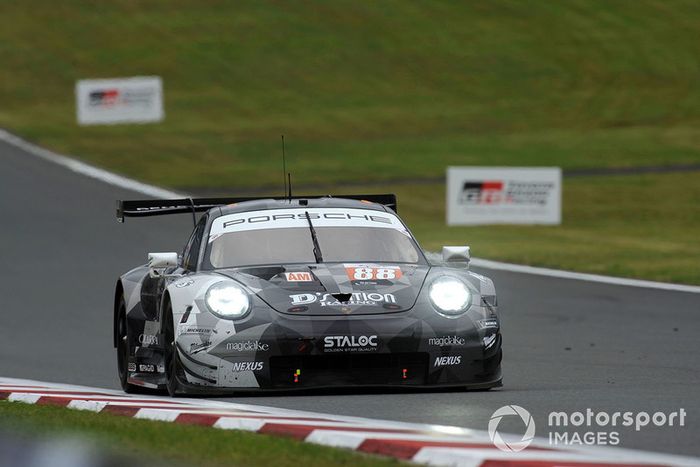 #88 Dempsey Proton Competition Porsche 911 RSR: Matteo Cairoli, S Hoshino, Giorgio Roda 