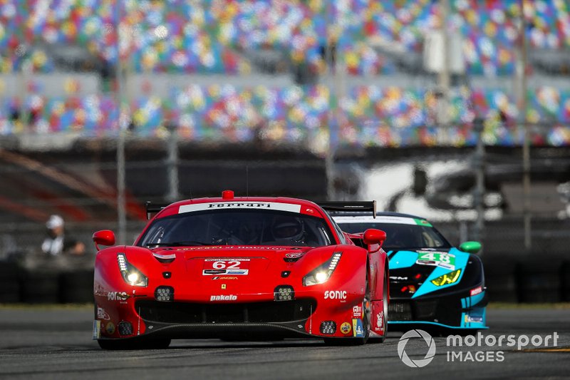 #62 Risi Competizione Ferrari 488 GTE, GTLM: Davide Rigon, Miguel Molina