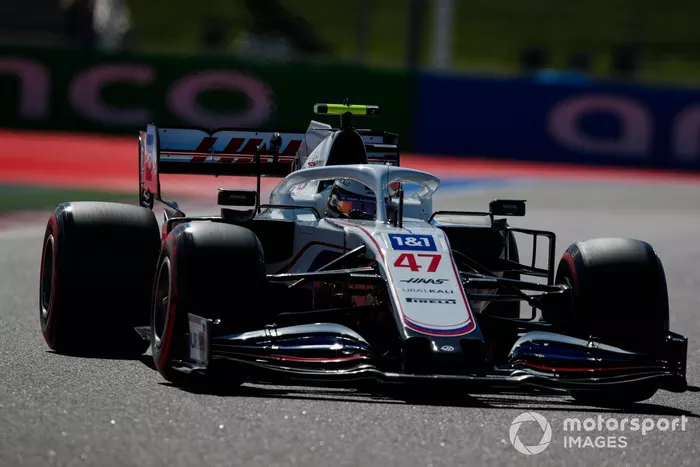 Mick Schumacher, Haas VF-21