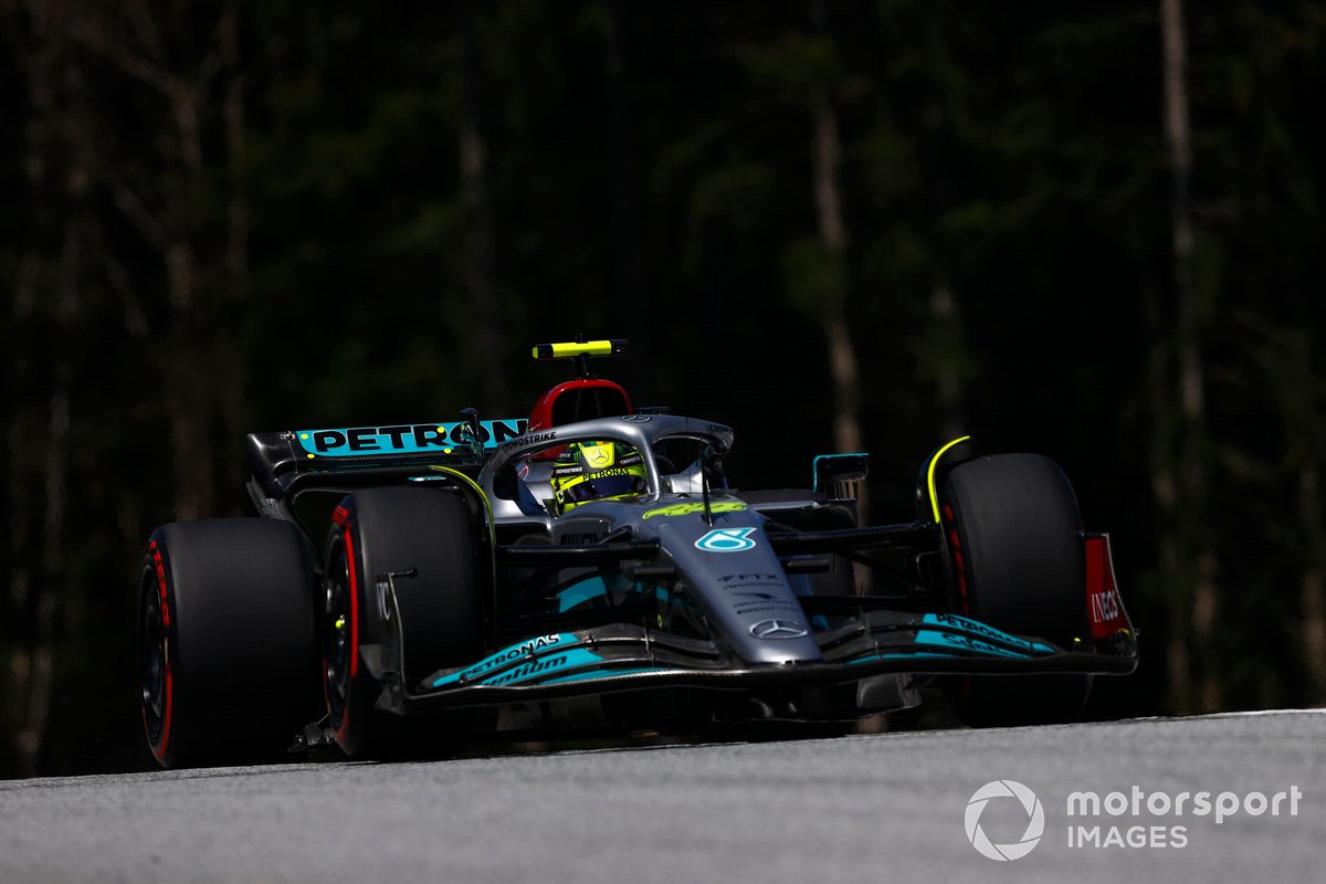 Lewis Hamilton, Mercedes W13