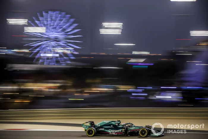 Sebastian Vettel, Aston Martin AMR21 